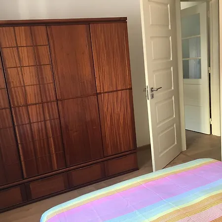 Caty's House * Lisbon